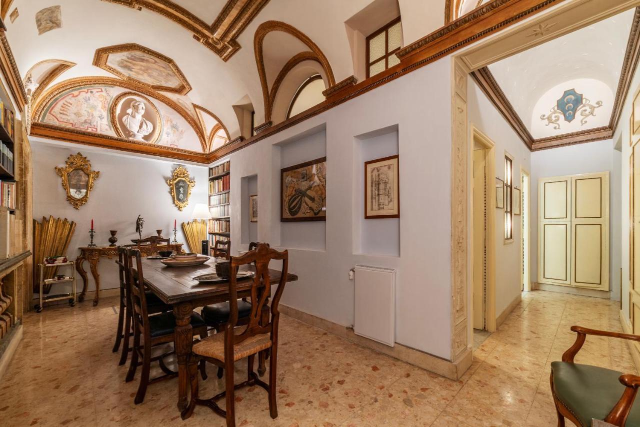 Pantheon - L'angolo Nascosto Dei Quadri Apartamento *